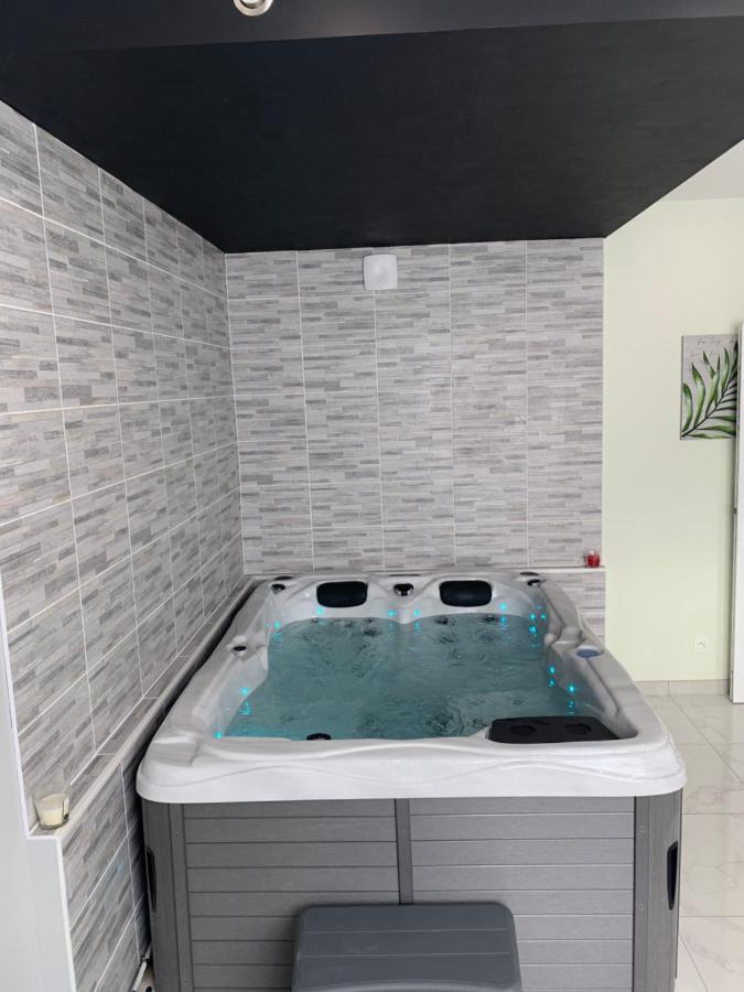 Appartement Spa Gingko, N1 Valenciennes, Wifi, Netflix Aulnoy-lez-Valenciennes Dış mekan fotoğraf